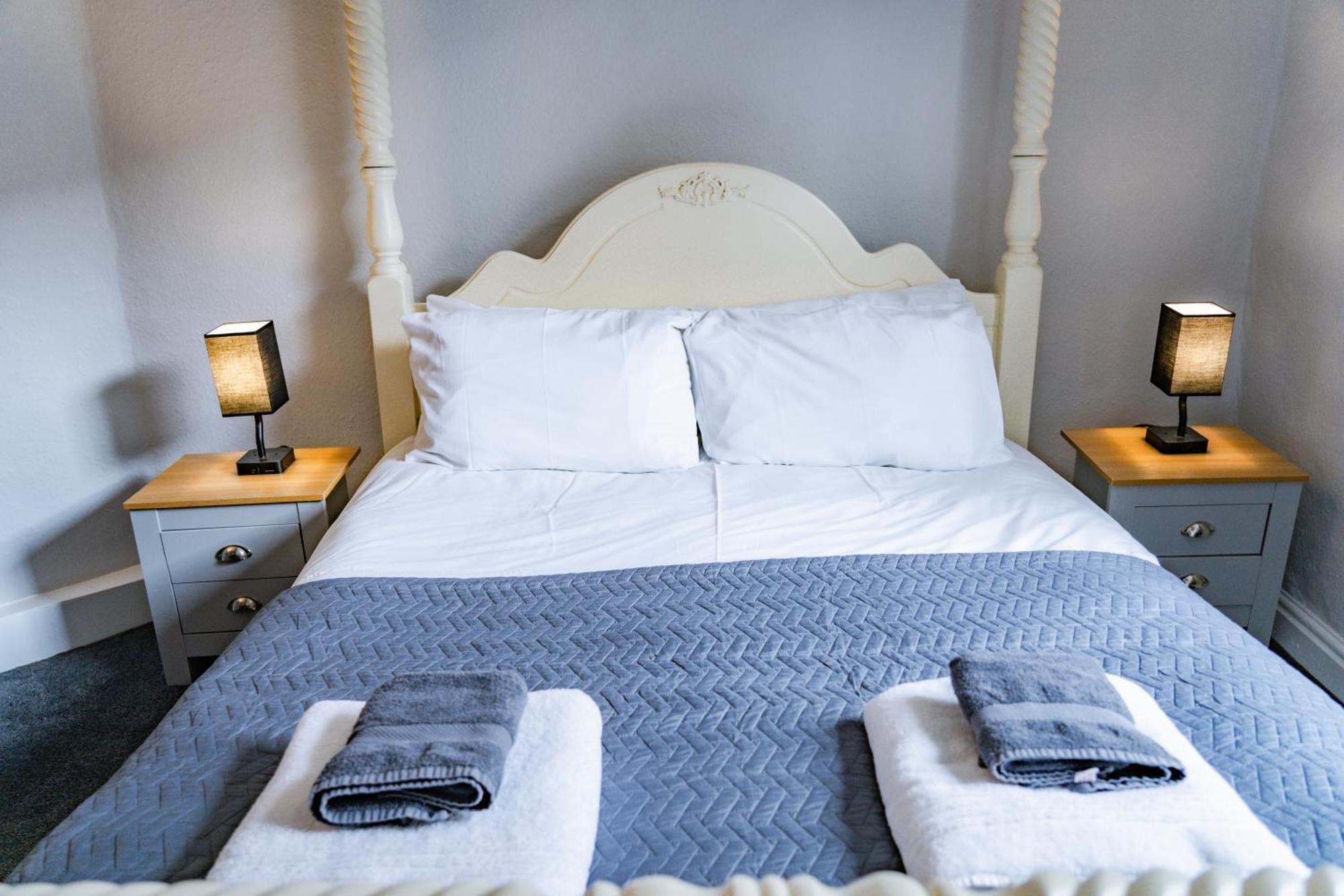 The Court Hotel บริดจ์นอร์ท ภายนอก รูปภาพ